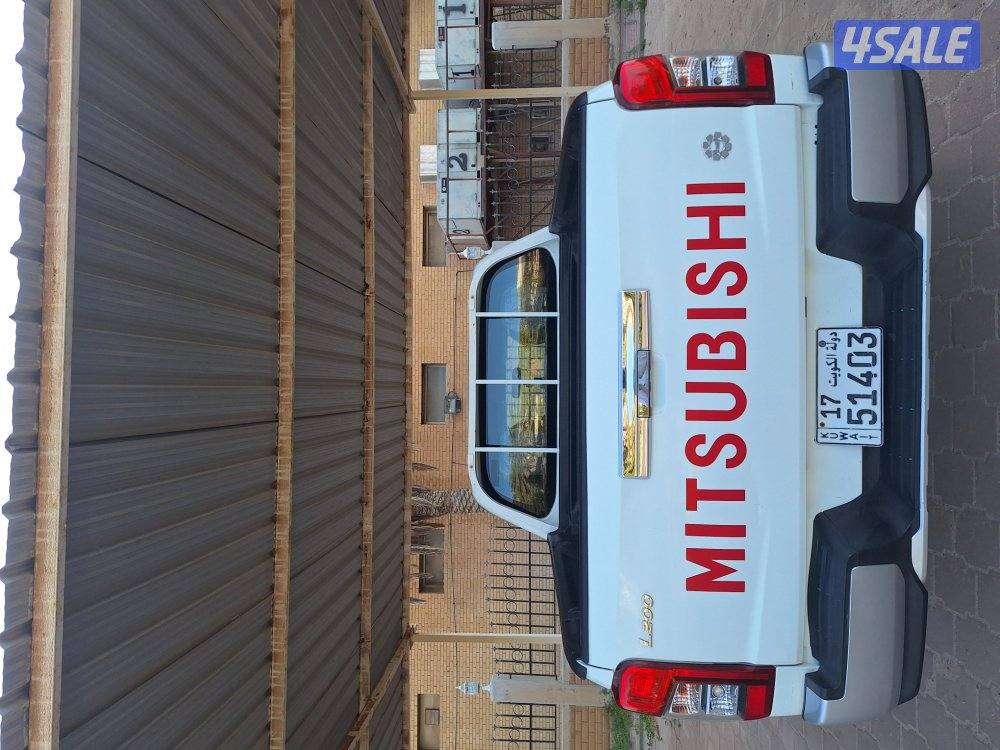 وانيت متسوبيشي 4×43