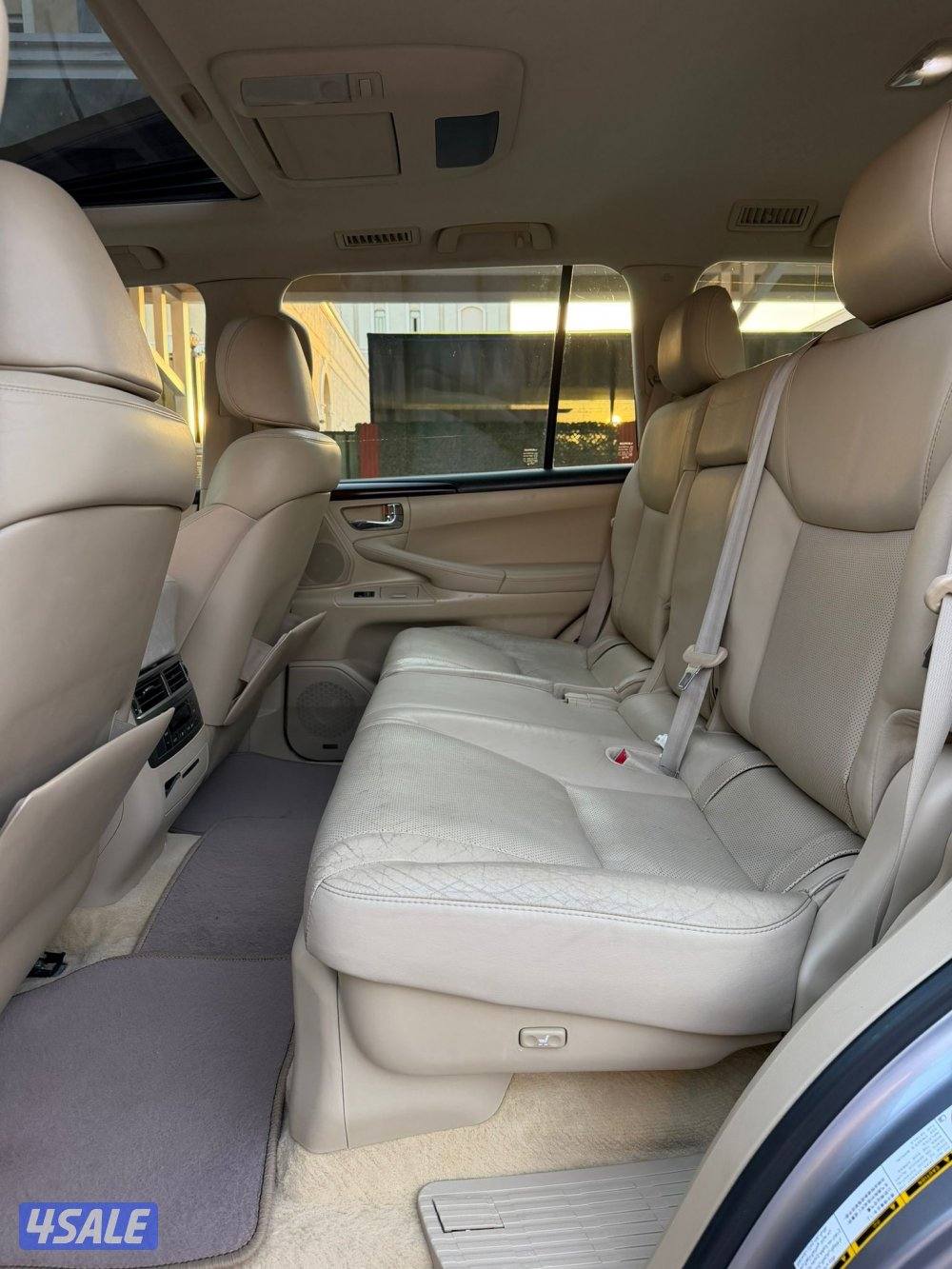 للبيع جيب لكزس Lx570 بحاله فوق الممتازه5