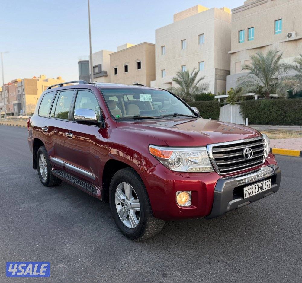لاندكروزر 2014 ماشي 188 الف الساير1
