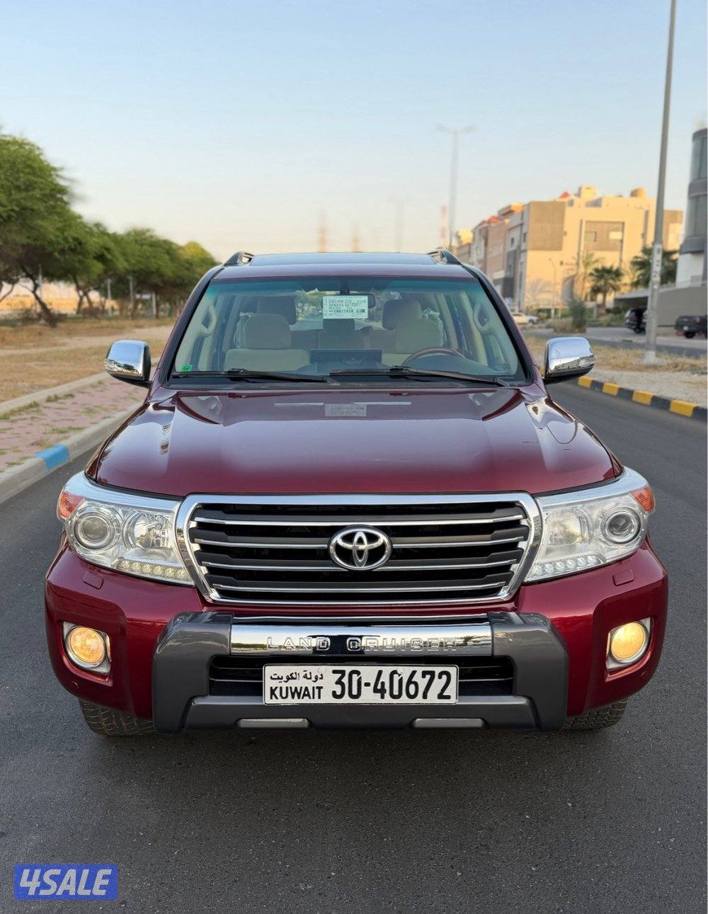 لاندكروزر 2014 ماشي 188 الف الساير4