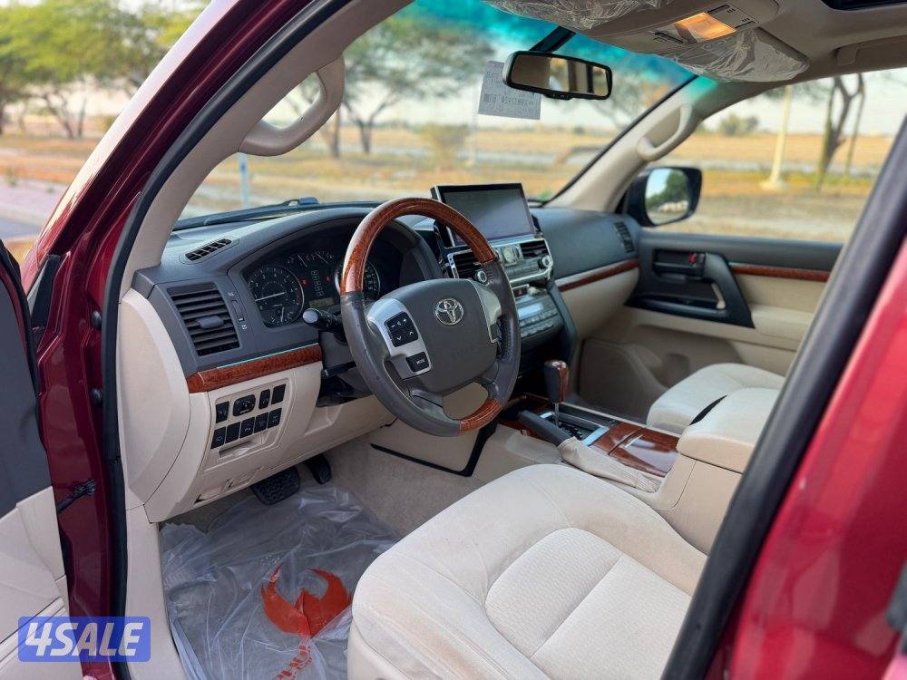 لاندكروزر 2014 ماشي 188 الف الساير5