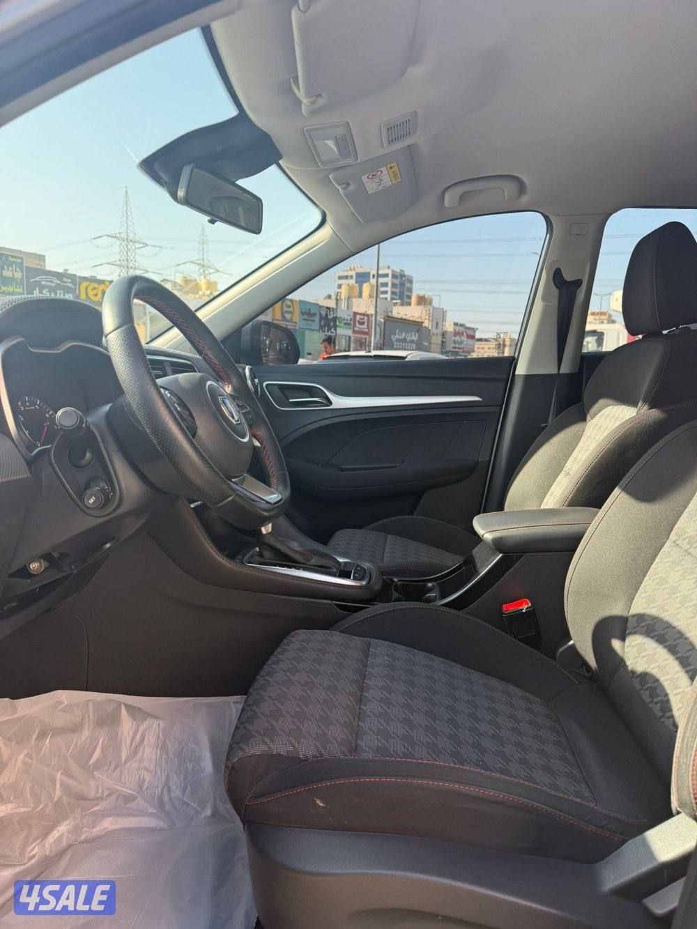 النشاما لبيع وشراء السيارات MG ZS4