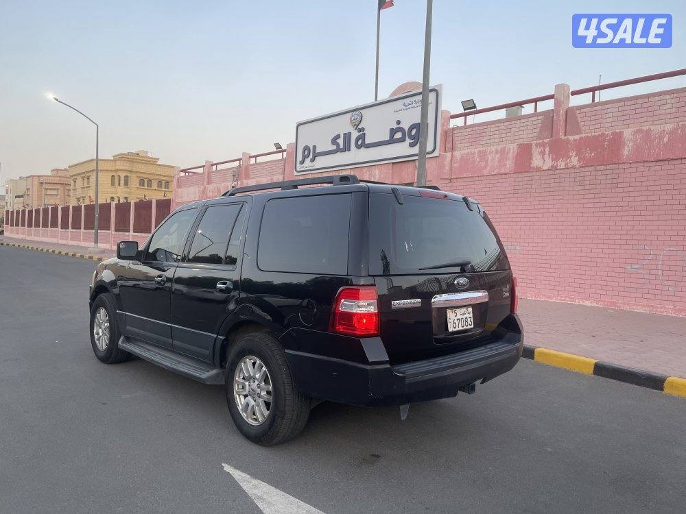 للبيع فورد اكسبدشن موديل 20142