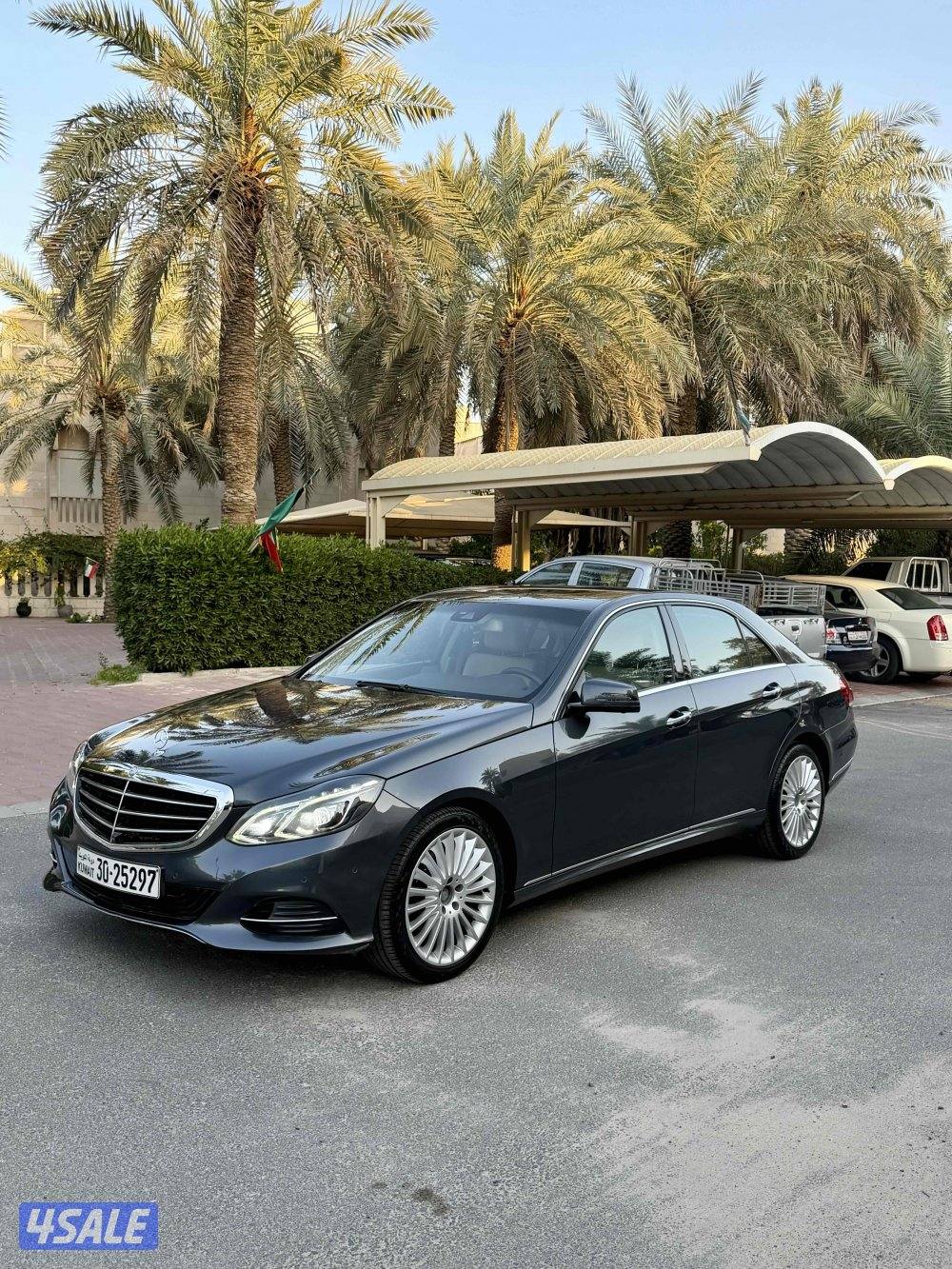 فنطيس للبيع مرسيدس E200 وراد البشر0