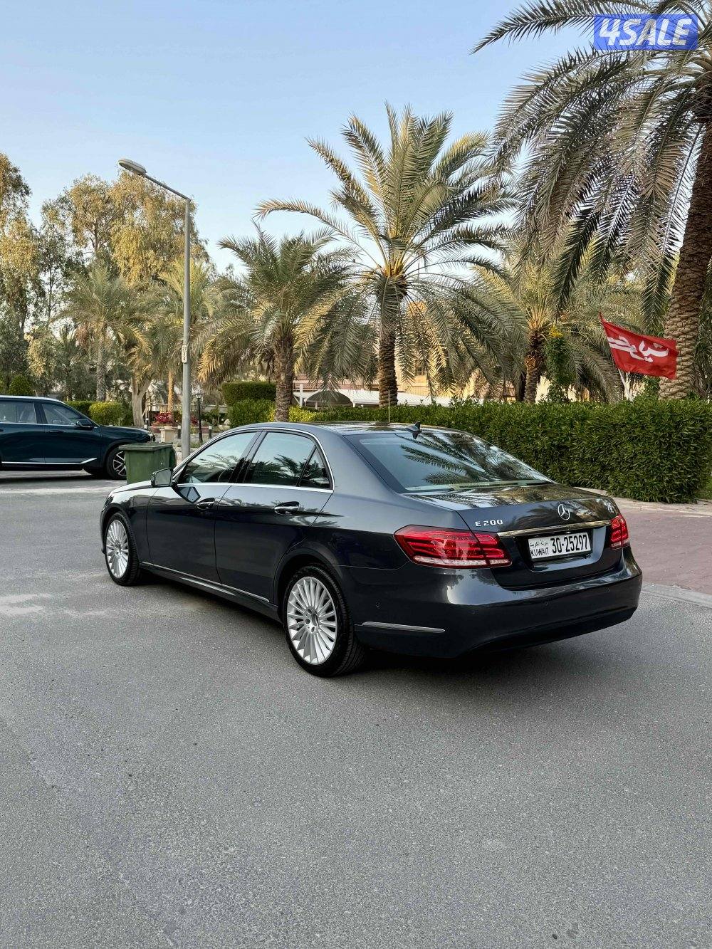 فنطيس للبيع مرسيدس E200 وراد البشر2