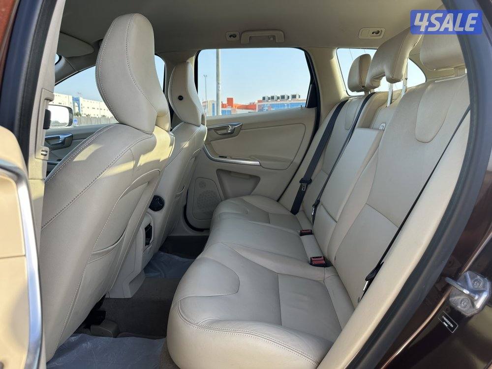 للبيع فولفو موديل 20146