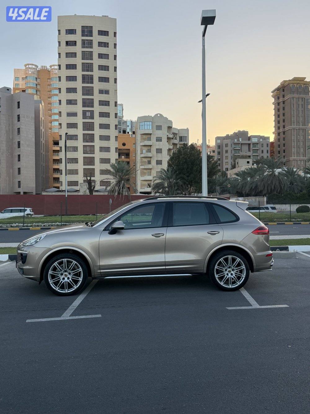 للبيع بورش كاين موديل 20163