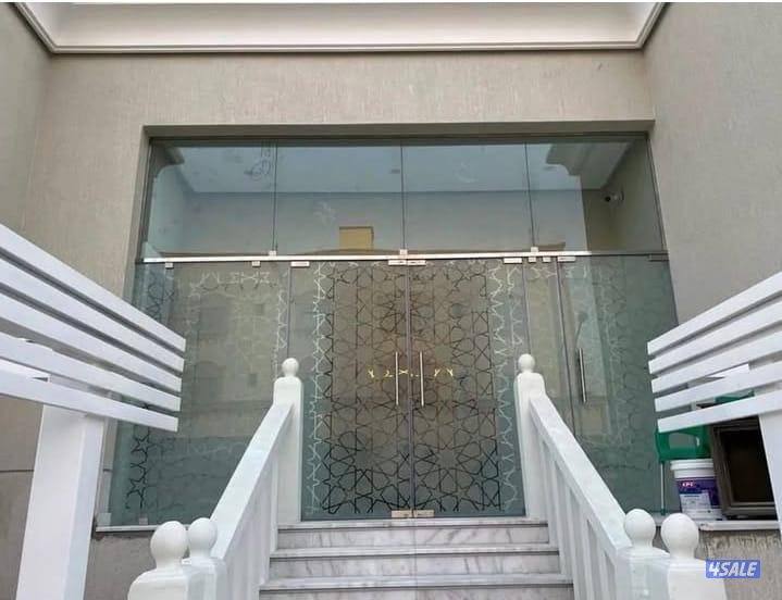 تركيب جميع انواع الزجاج والمرايا شاور بكس طاوله طعام دوربزين درج بلكون5