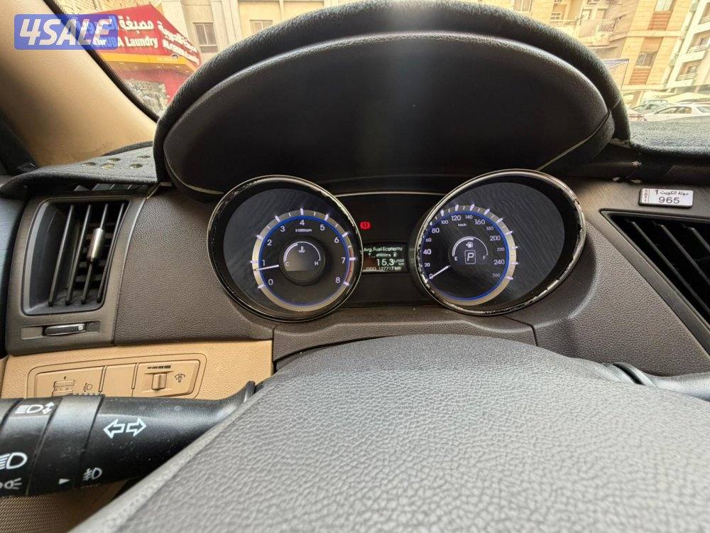 للبيع سيارة هونداي سوناتا3