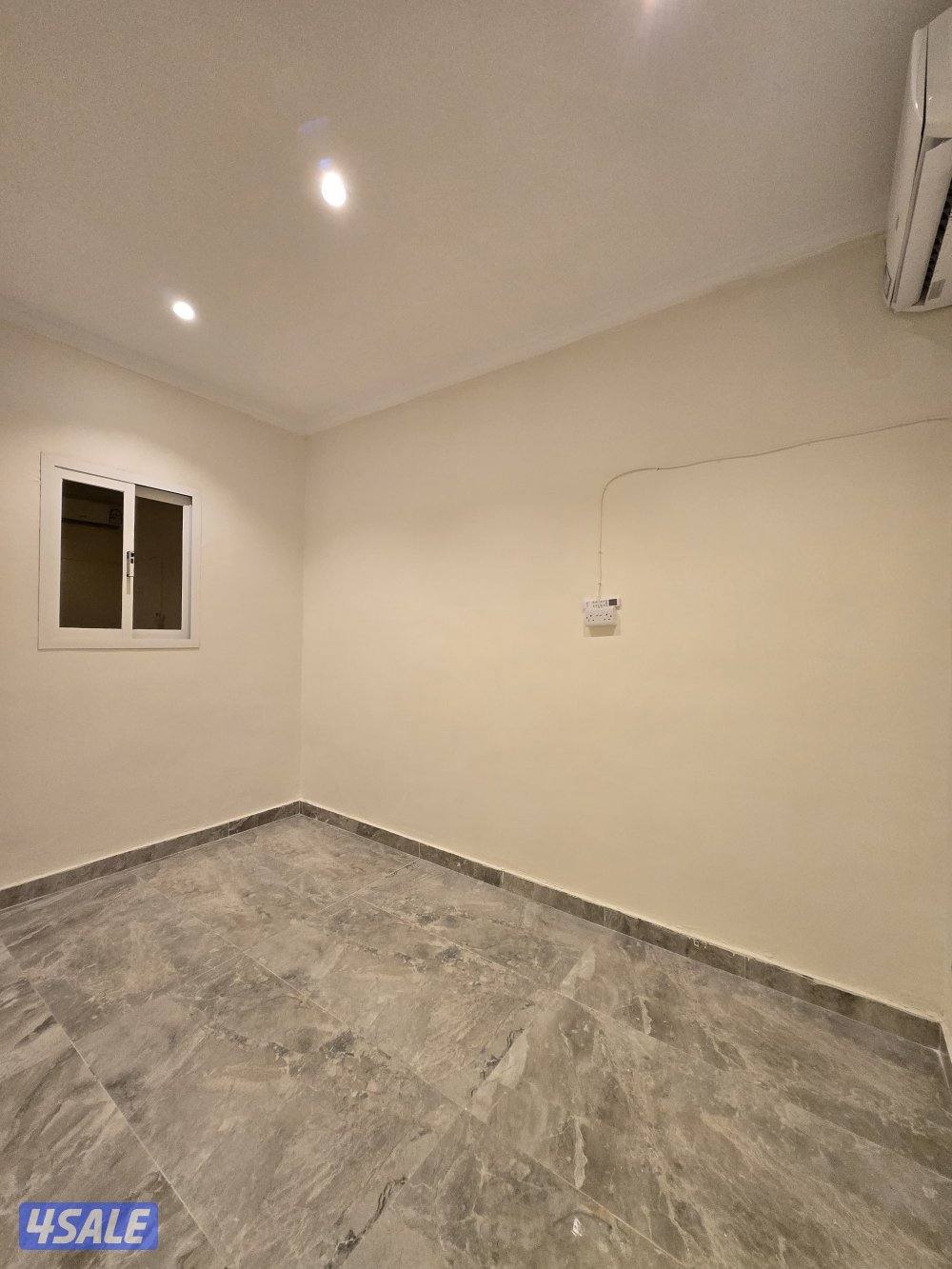 فرصه لاتعوض ولاتتكرر..  للإيجار شقه مساحات كبيره سوبر لوكس بالفحيحيل3