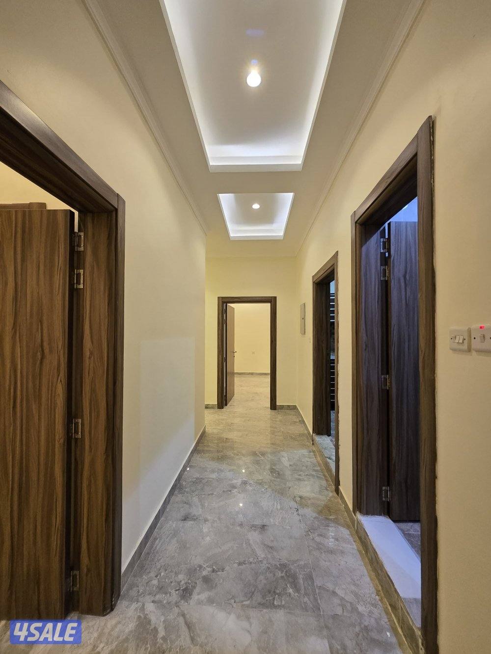 فرصه لاتعوض ولاتتكرر..  للإيجار شقه مساحات كبيره سوبر لوكس بالفحيحيل7