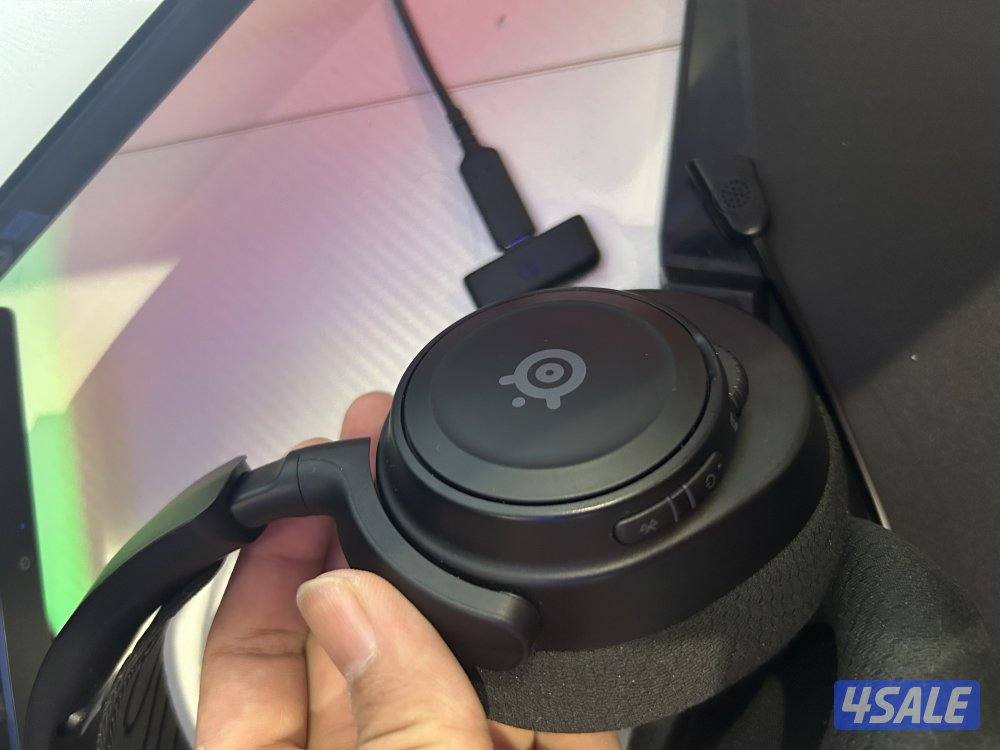 *ARTICS NOVA 7 STEELSERIES HEADPHONES1