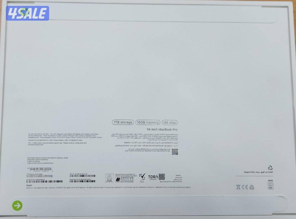 للبيع MacBook Pro M5/14 inch/1TBssd/16ram/ 
لون أسود فلكي جديد مع الكر1