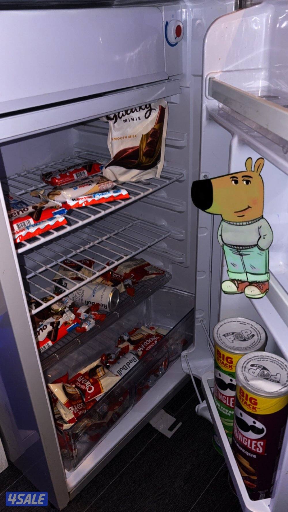 للبيع ثلاجة sharp صغيره2