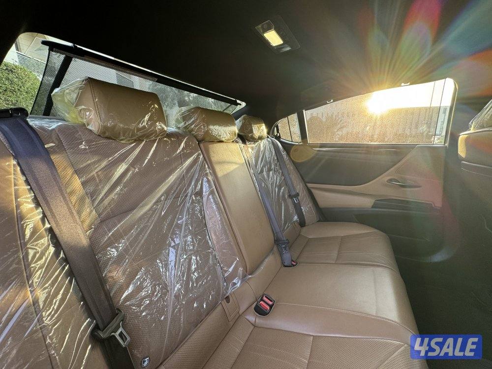 لكزس ES250 موديل 2019 كامل المواصفات6