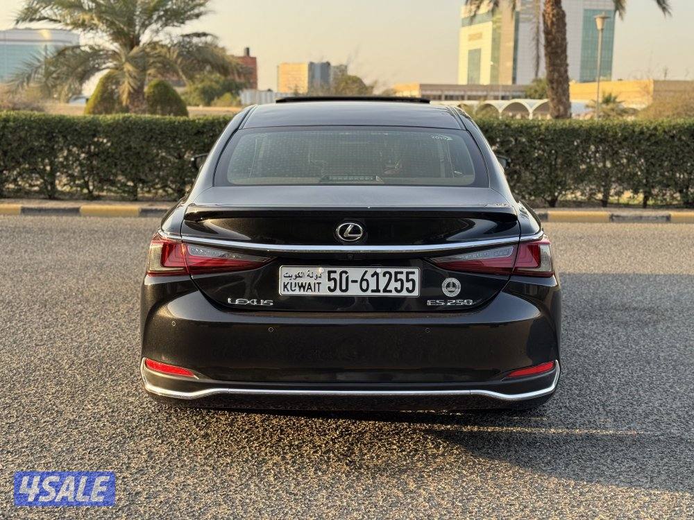 لكزس ES250 موديل 2019 كامل المواصفات7