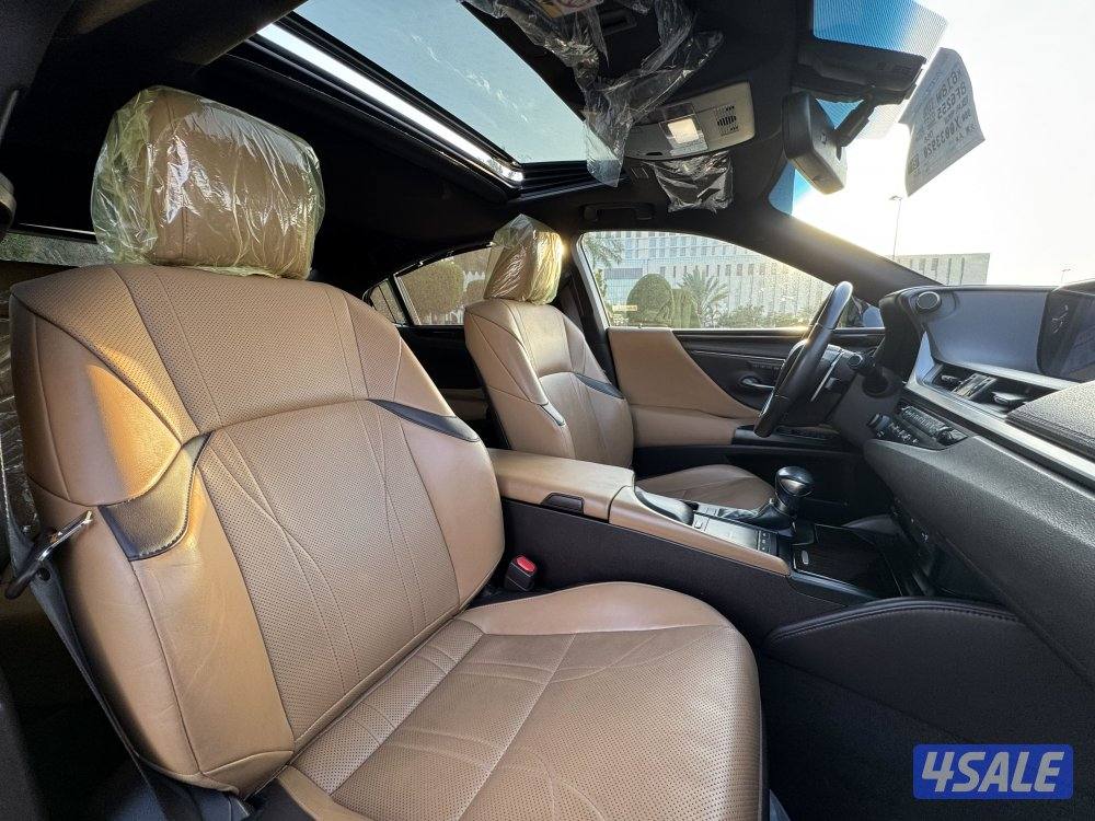 لكزس ES250 موديل 2019 كامل المواصفات10