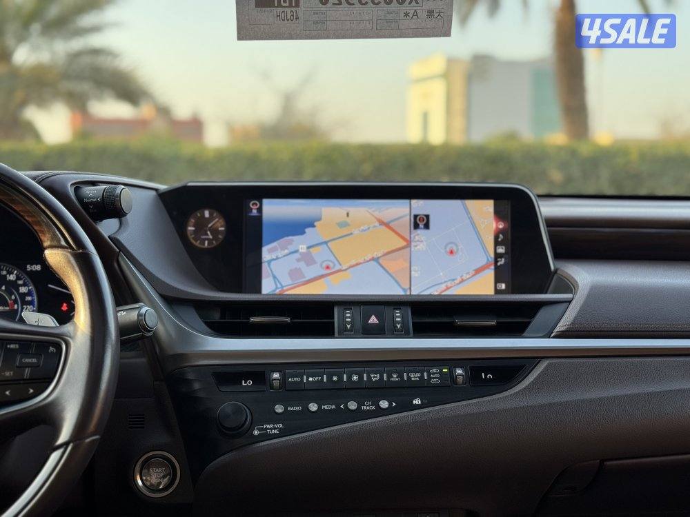 لكزس ES250 موديل 2019 كامل المواصفات11