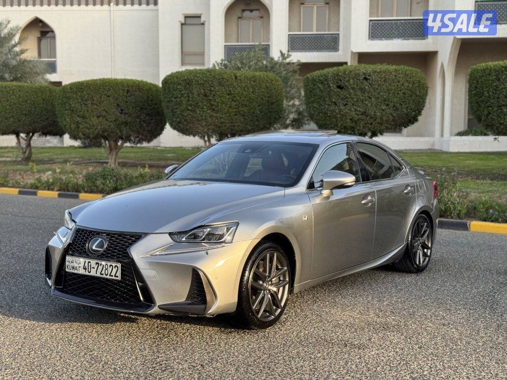 لكزس is350 f موديل 2017 كامل المواصفات0
