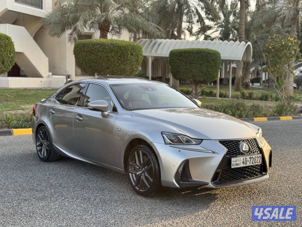 لكزس is350 f موديل 2017 كامل المواصفات1