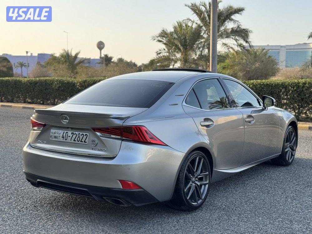 لكزس is350 f موديل 2017 كامل المواصفات3