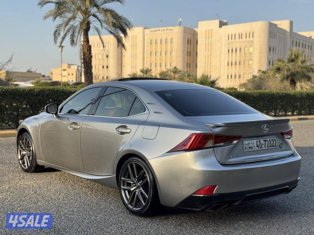 لكزس is350 f موديل 2017 كامل المواصفات4