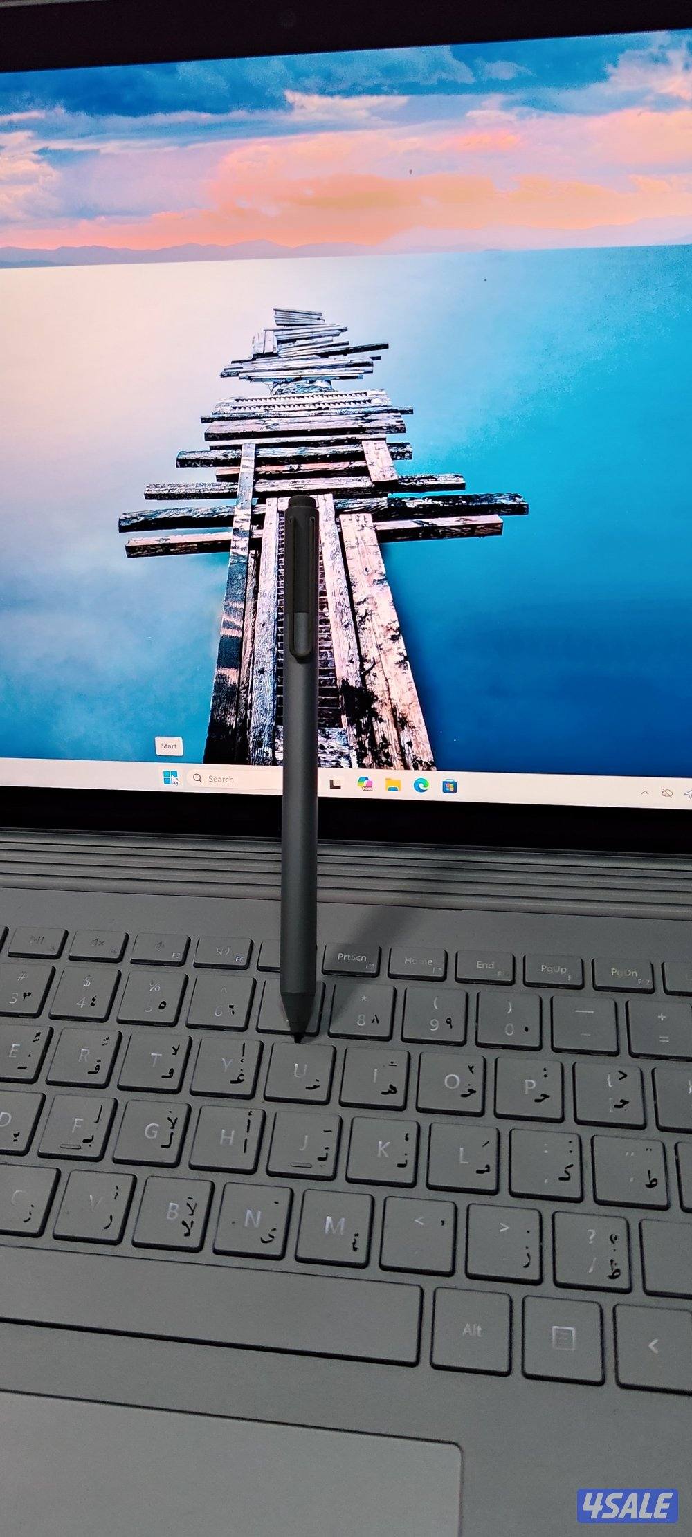 Microsoft suface Book 2 135