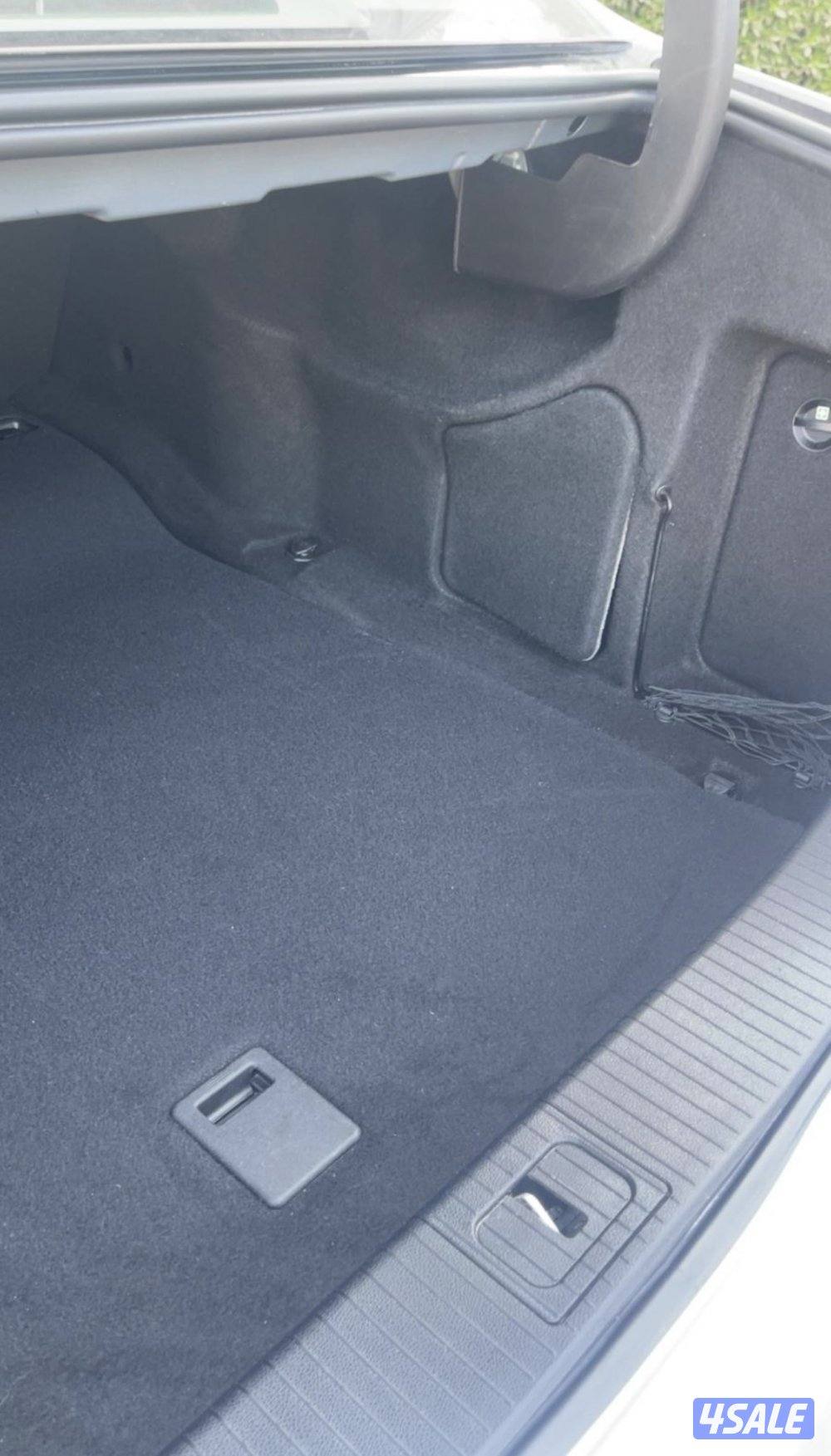 للبيع مرسيدس اي كلاس 2014E من الوكالة شرط الفحص3