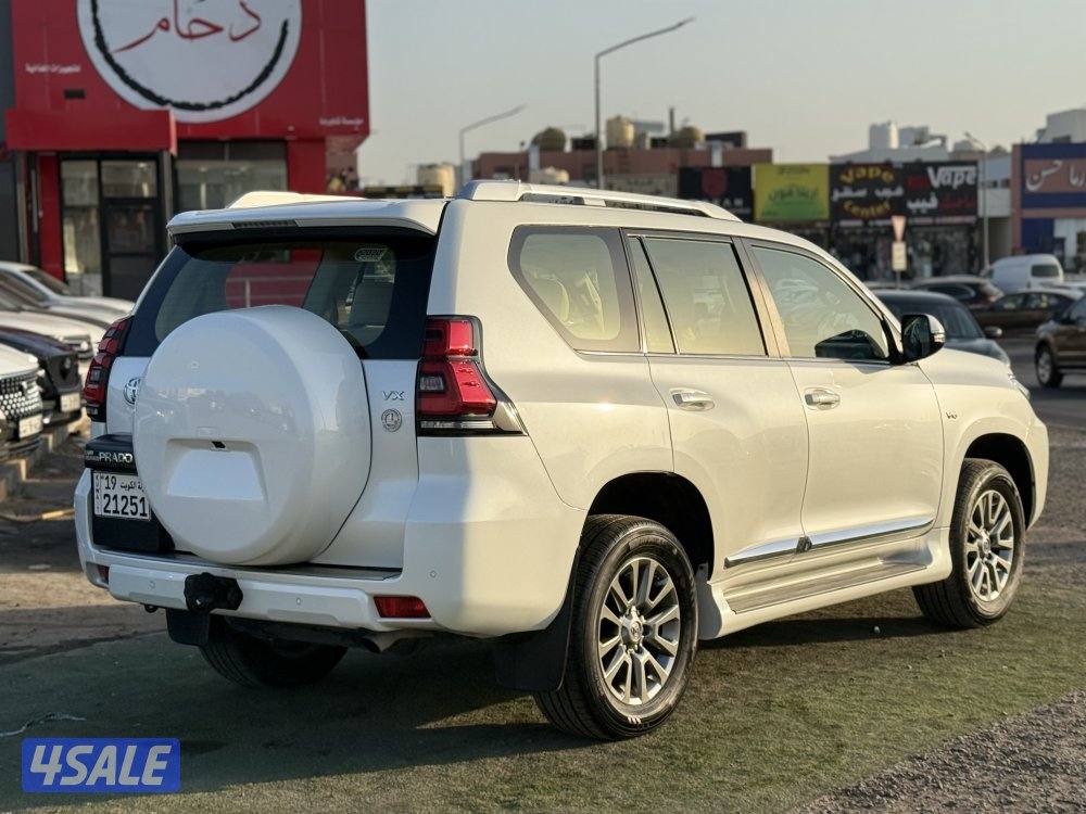 برادو VX - موديل 2020 - عداد 118 - وارد الساير - شرط الفحص3