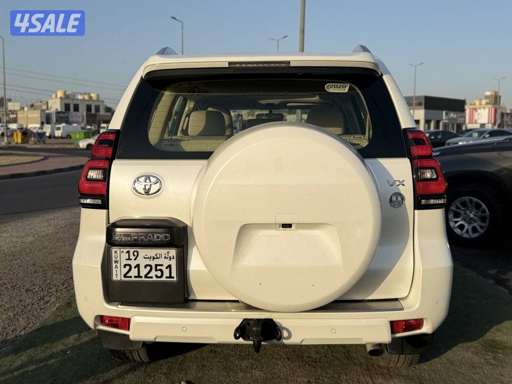 برادو VX - موديل 2020 - عداد 118 - وارد الساير - شرط الفحص5