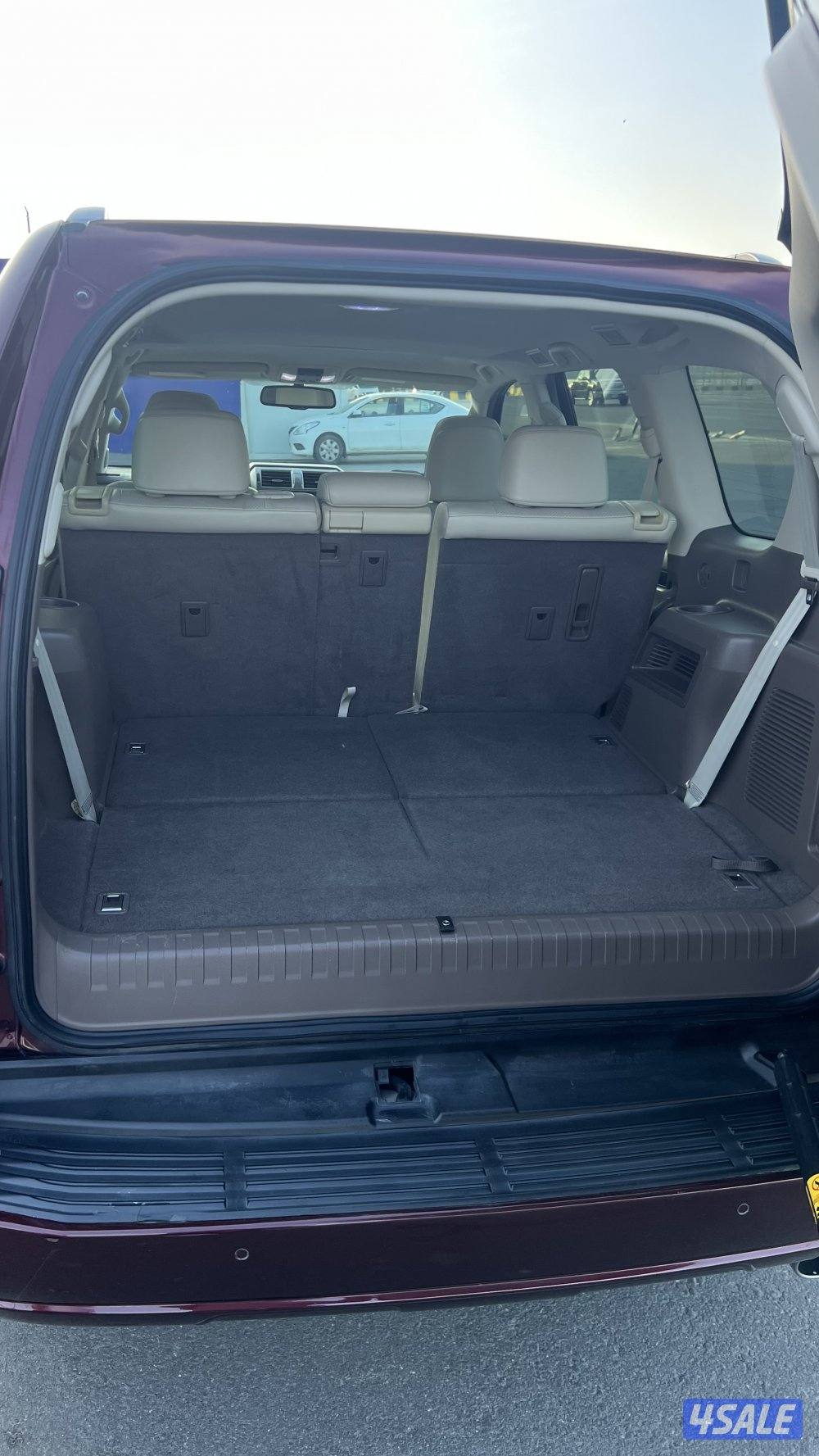 للبيع جيب لكزس موديل 20141