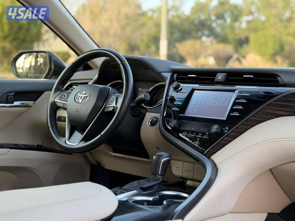 للبيع كامري LIMITED V6 موديل 2019 وارد الساير9