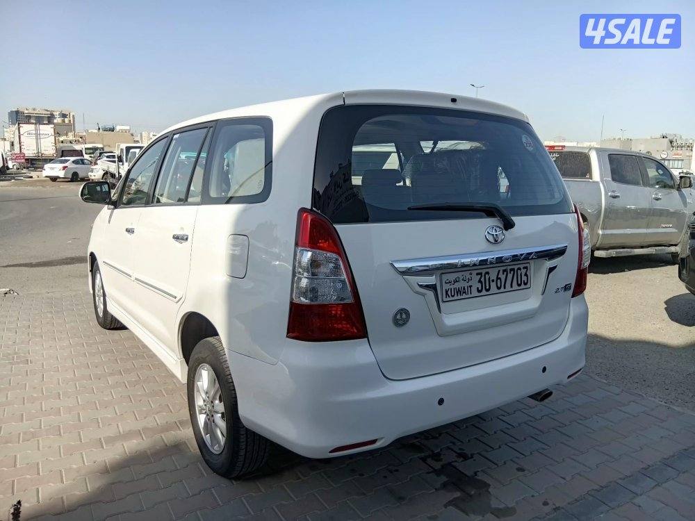 تويوتا أنوفا ٢٠١٥ الساير عداد ٣٤ ألف شرط الفحص صبغ وكاله1