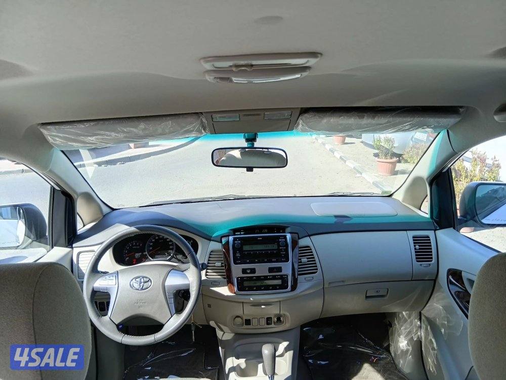 تويوتا أنوفا ٢٠١٥ الساير عداد ٣٤ ألف شرط الفحص صبغ وكاله5