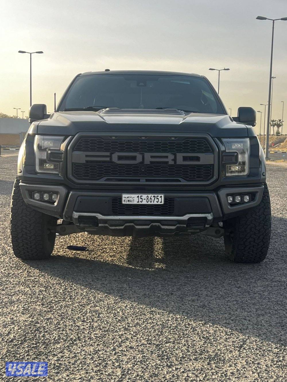 للبيع رابتر غمارتين الدرجه الاولى بانوراما ملاحظه المكينه ماشيه ١٣٠1