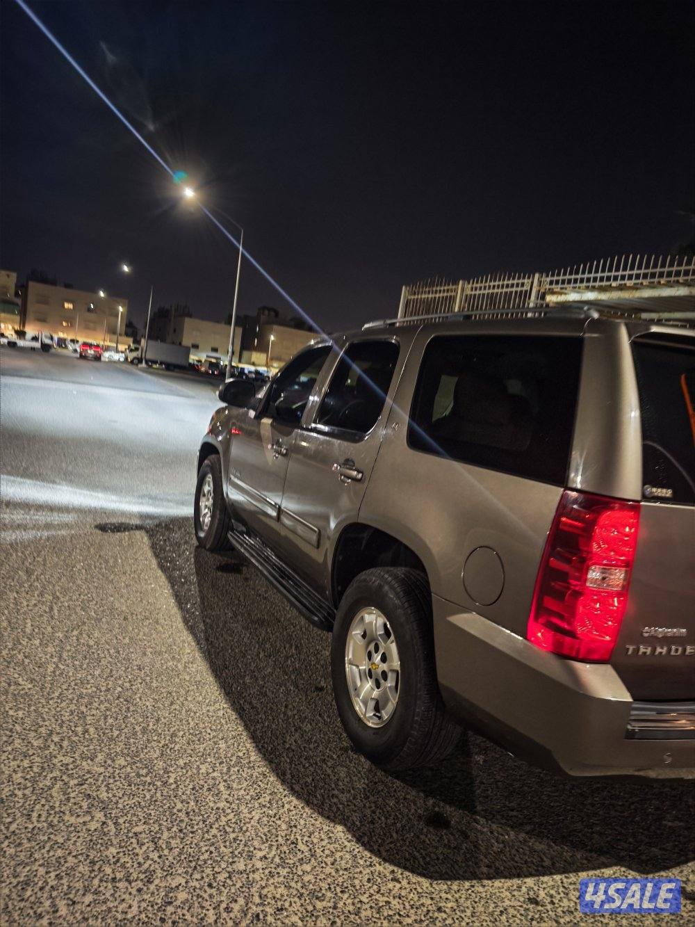 للبيع تاهو موديل 20120