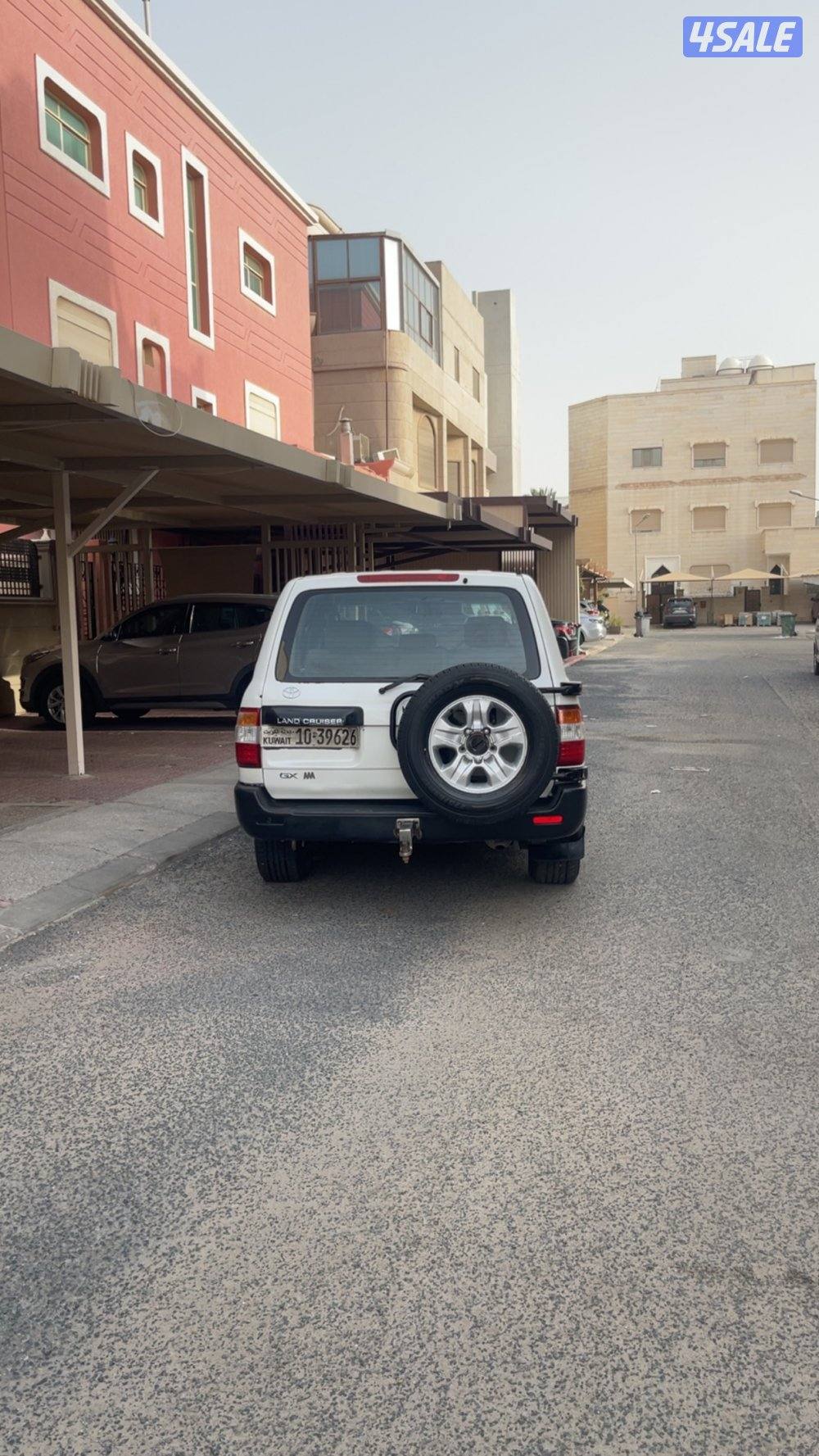 للبيع لاند ٢٠٠٦ (قير عادي اساس)قطري سبير علاق8