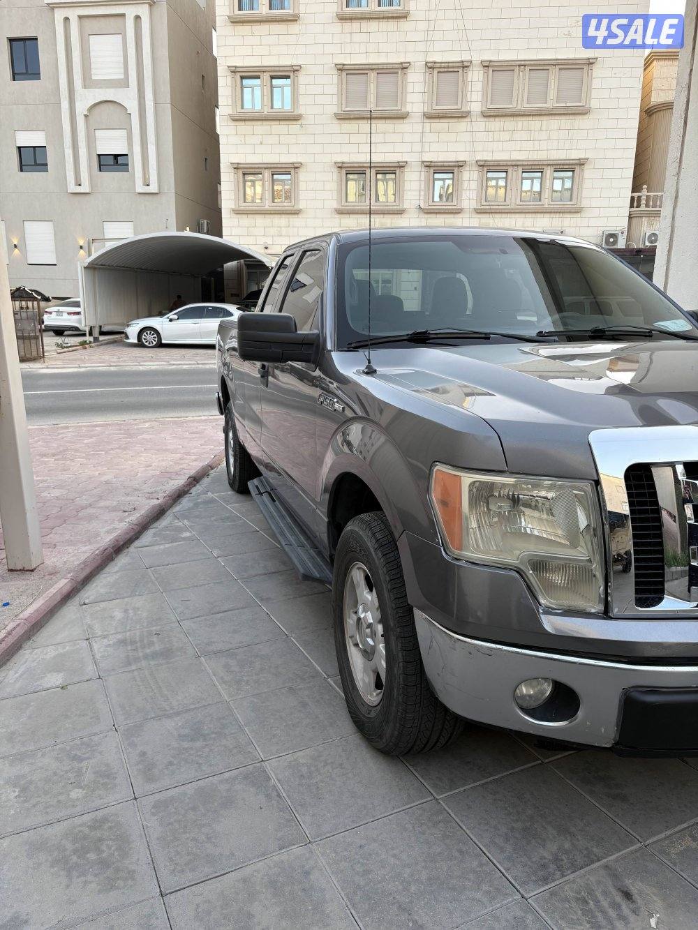 فورد150 بدون دبل صبخ وكاله ماشي266 الف0