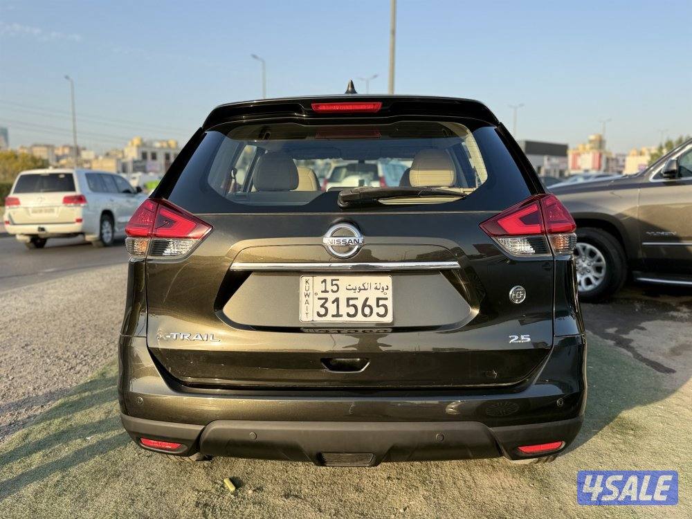 نيسان اكس تريل - موديل 2018 - عداد 198 - وارد الوكاله - شرط الفحص3