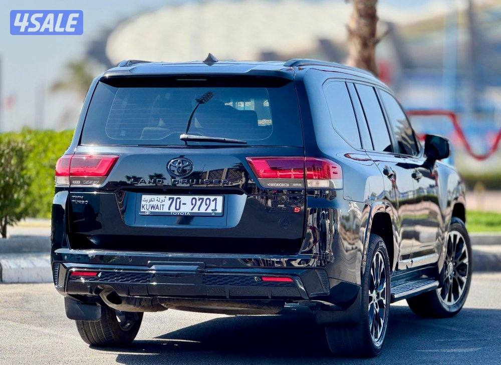 لاندكروزر 2022 اعلى المواصفات تون تيربو صبغ الوكاله2