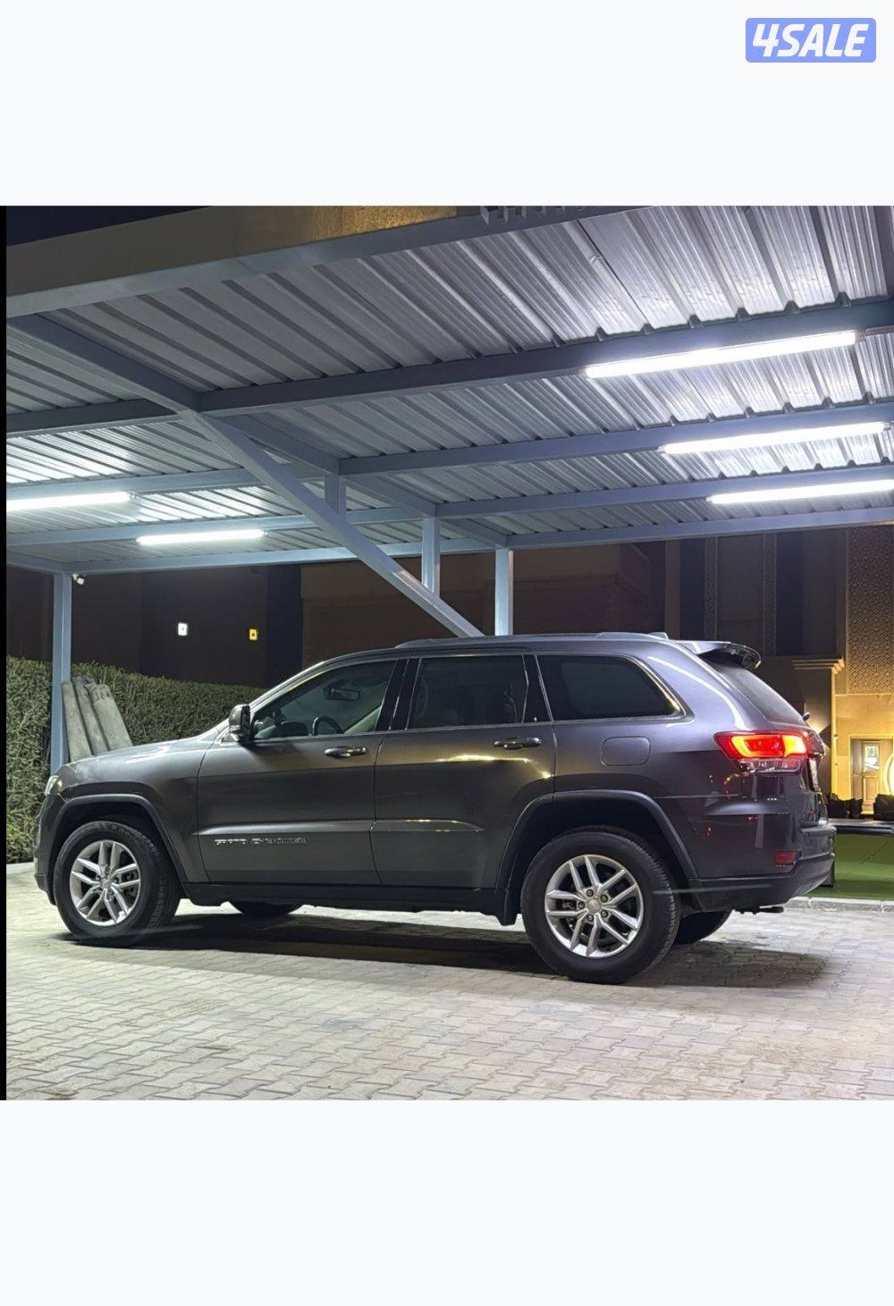 جراند شروكي 2020 صبغ الوكاله لاريدو0