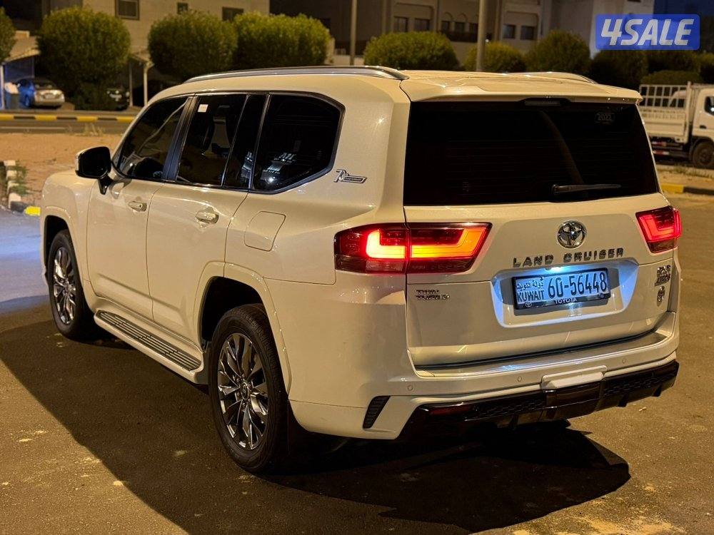 للبيع لاند كروزر ٢٠٢٢ تون تيربو صبغ الوكاله2
