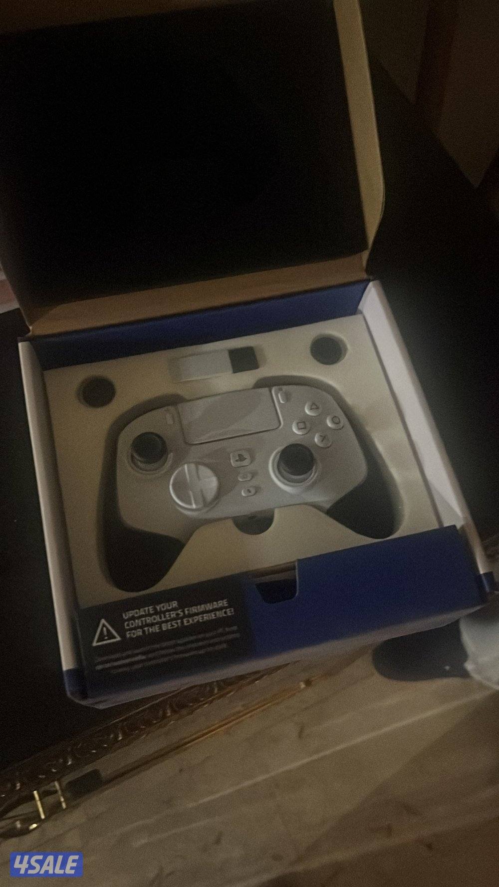 razer wolverine v2 pro 4saleليزر جديده3