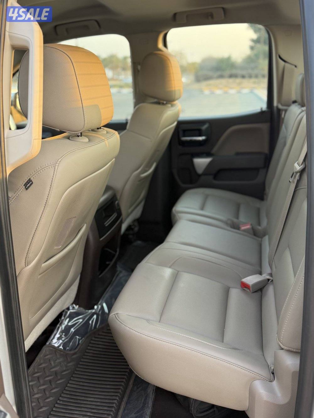 وانيت سلفرادو 2015 بحالة الوكالة7