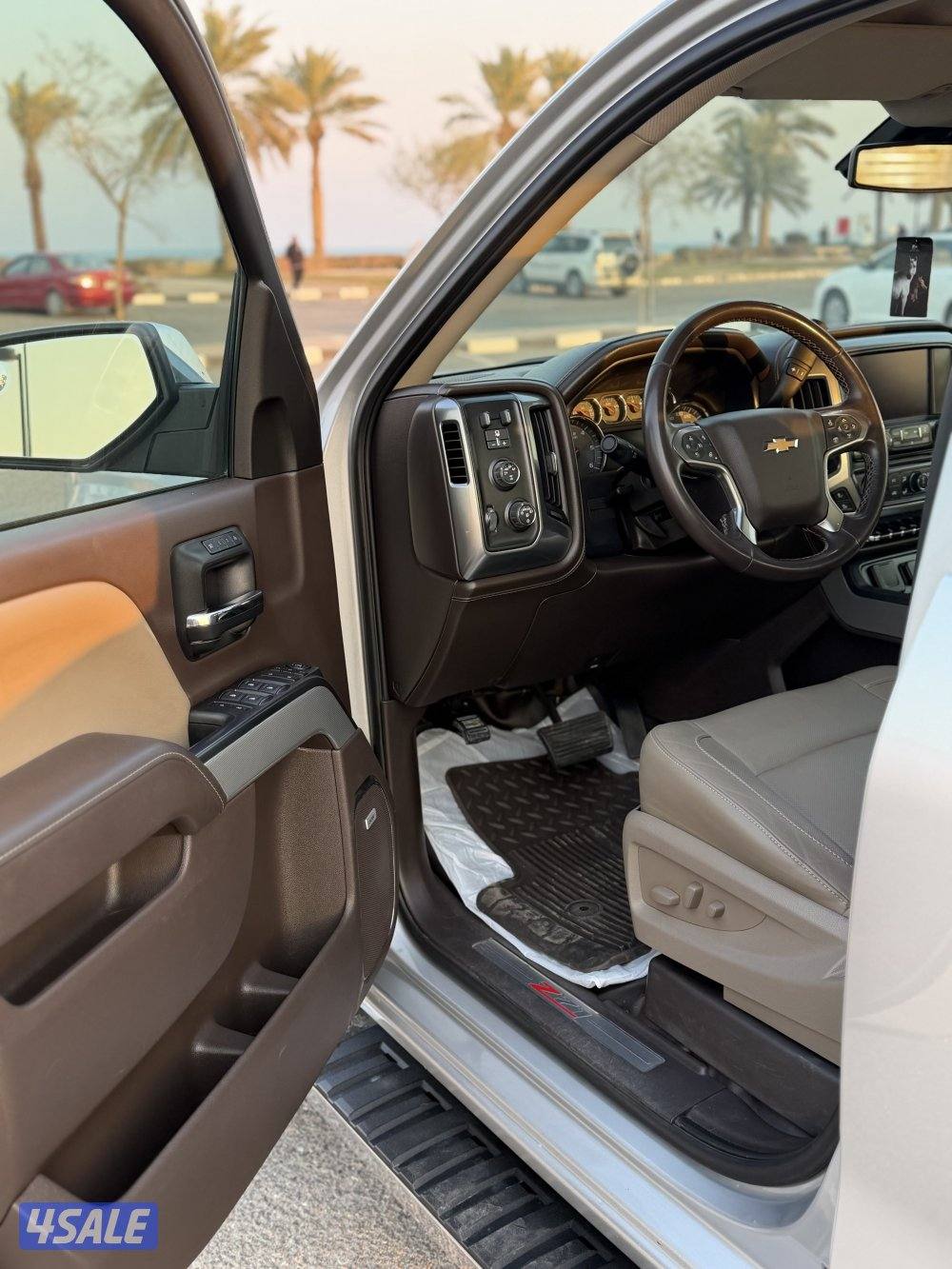 وانيت سلفرادو 2015 بحالة الوكالة8