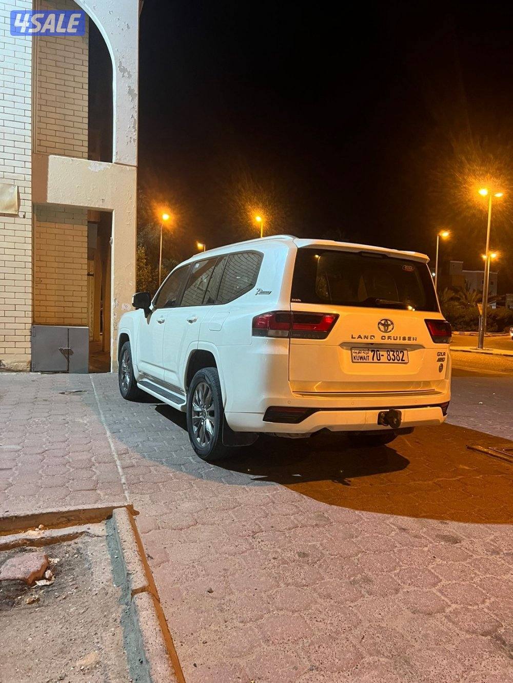 لاندكروزر ايرو 20222