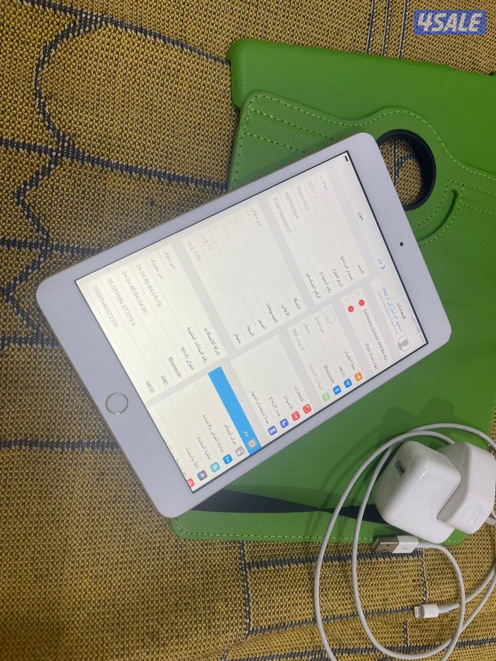 ايباد ميني 3 ثري 16 قيقا نظيف وشغال تمام مع كفر وشحن والواير4
