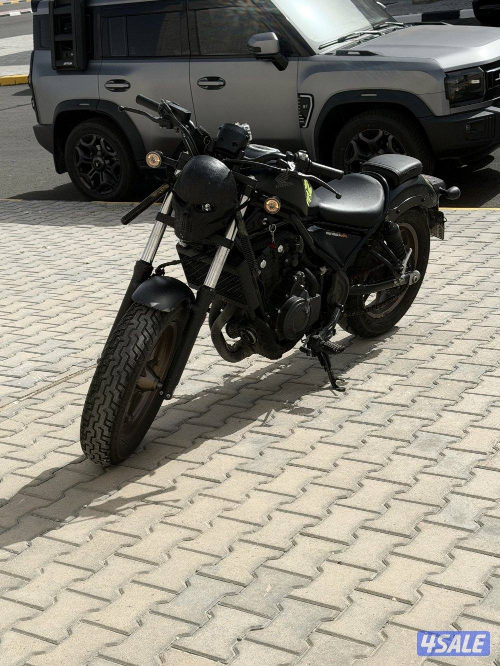 للبيع سيكل هوندا ريبل كوستم  موديل ٢٠٢٤ اسود مطفي وكالة المالك الاول0