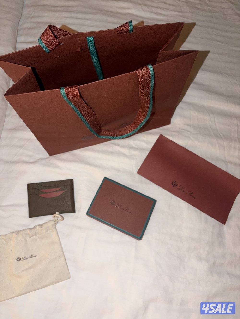 للبيع بوك لورو بيانا اصلي2