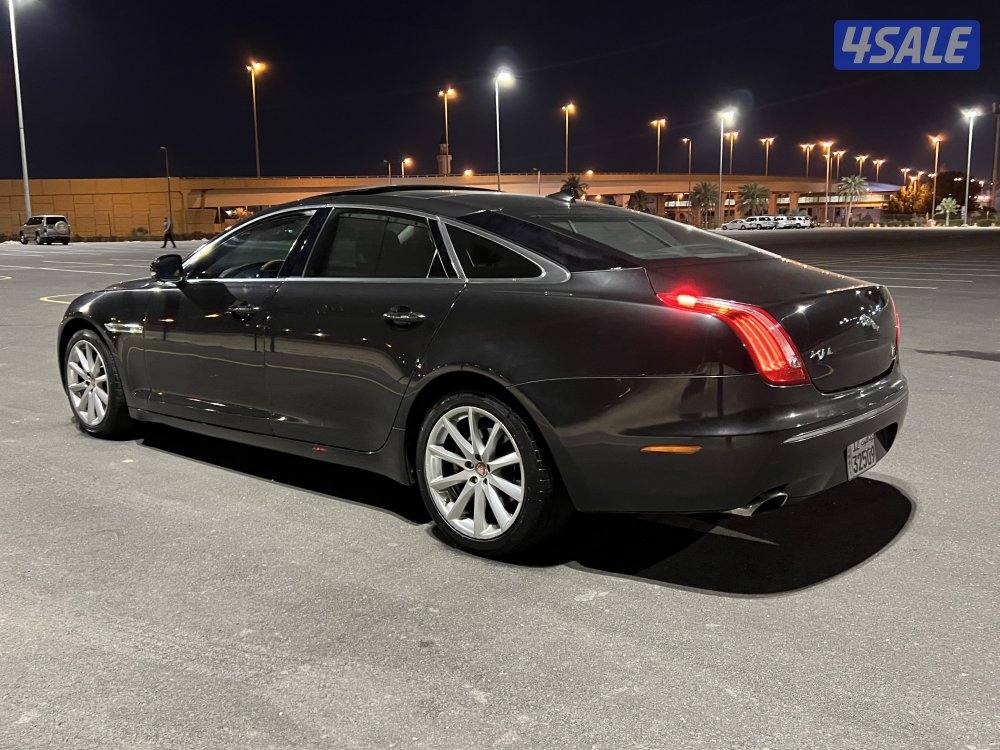 للبيع جاكوار 2014  XJ1